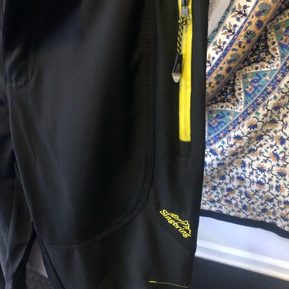 💚 SALE! Black Hiking Pants - Picture 2 of 4